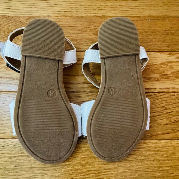 White Toddler Sandals Size 8 - Picture 3 of 3
